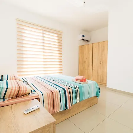 Daire Luxury Two-bedroom Penthouse In Center Incredible Place Lapta, B9 Lapta