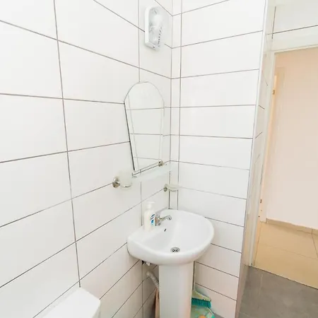 Luxury Two-bedroom Penthouse In Center Incredible Place Lapta, B9 شقة لابيثوس